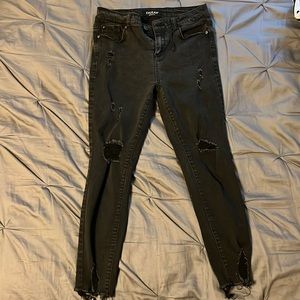 Black ripped jeans size 9 but fit like a size 5-6